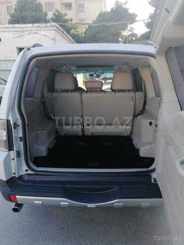 Mitsubishi Pajero 2008, 165,000 km - 3.0 l - Bakı