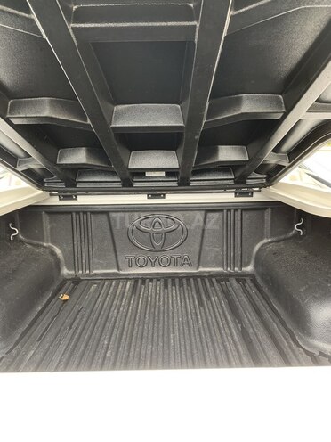 Toyota Hilux 2016, 152,000 km - 2.8 л - Bakı