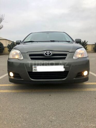 Toyota Corolla 2004, 313,000 km - 1.4 l - Bakı