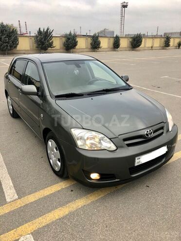 Toyota Corolla 2004, 313,000 km - 1.4 l - Bakı