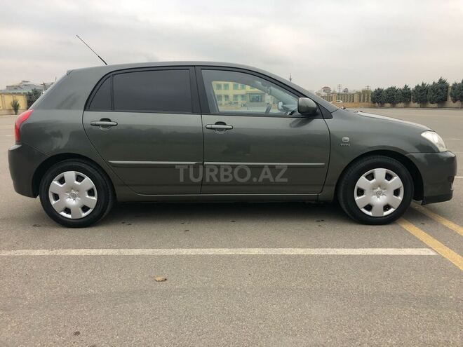 Toyota Corolla 2004, 313,000 km - 1.4 l - Bakı