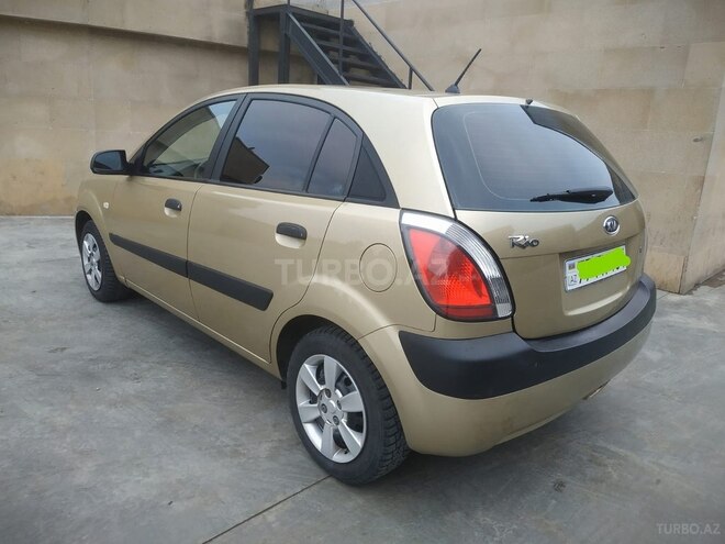 Kia Rio 2006, 218,000 km - 1.4 l - Bakı