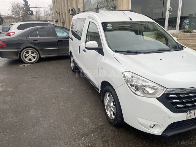 Renault Dokker 2018, 114,000 km - 1.6 л - Bakı