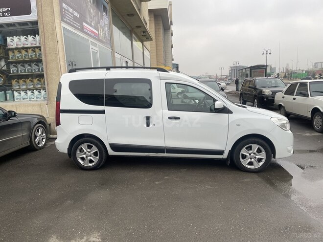Renault Dokker 2018, 114,000 km - 1.6 л - Bakı