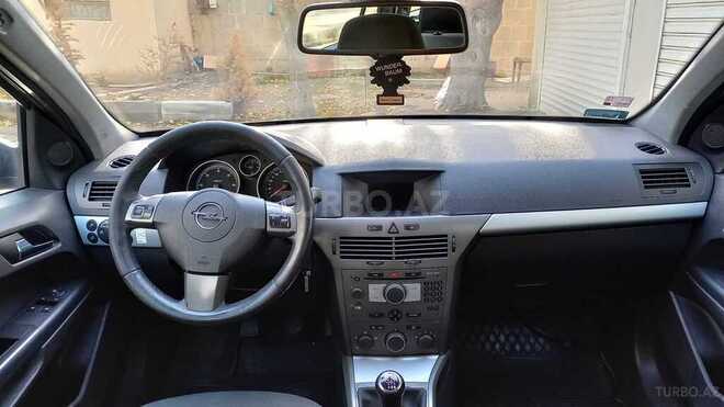 Opel Astra 2006, 205,000 km - 1.3 l - Bakı