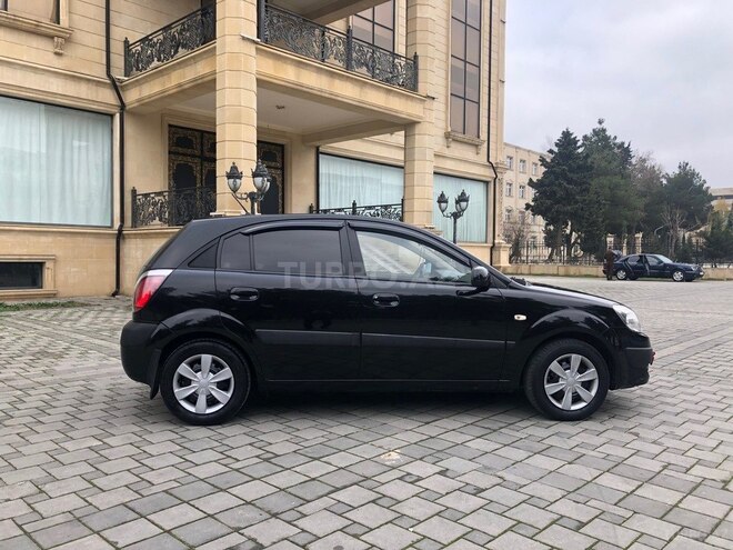 Kia Rio 2005, 213,000 km - 1.4 l - Sumqayıt