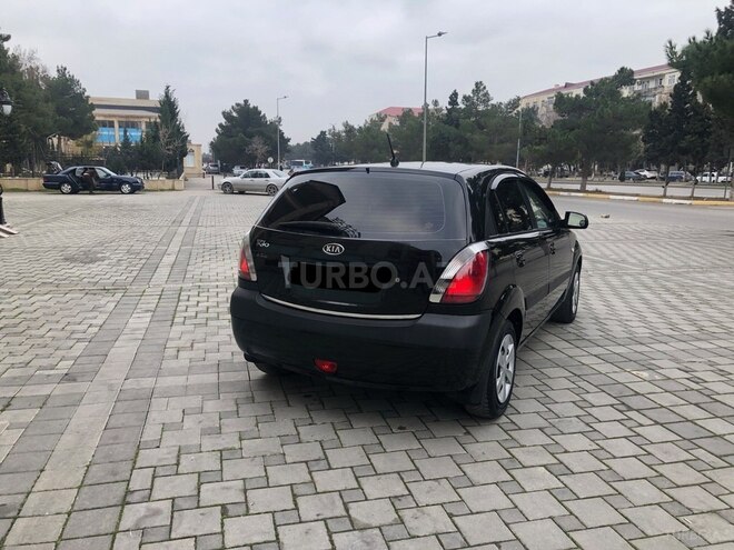 Kia Rio 2005, 213,000 km - 1.4 l - Sumqayıt