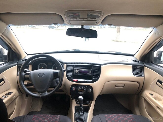 Kia Rio 2005, 213,000 km - 1.4 l - Sumqayıt