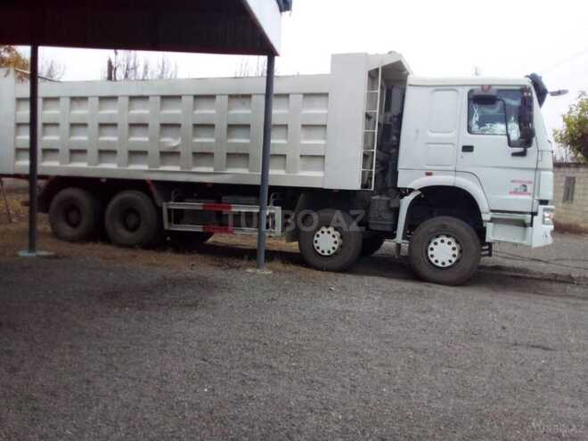 HOWO Sinotruk 2013, 451,000 km - 9.7 l - Ağdam