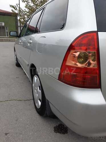 Toyota Corolla 2005, 214,000 km - 1.4 l - Sumqayıt