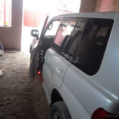 Mitsubishi Pajero io 1999, 316,000 km - 1.8 l - Bakı