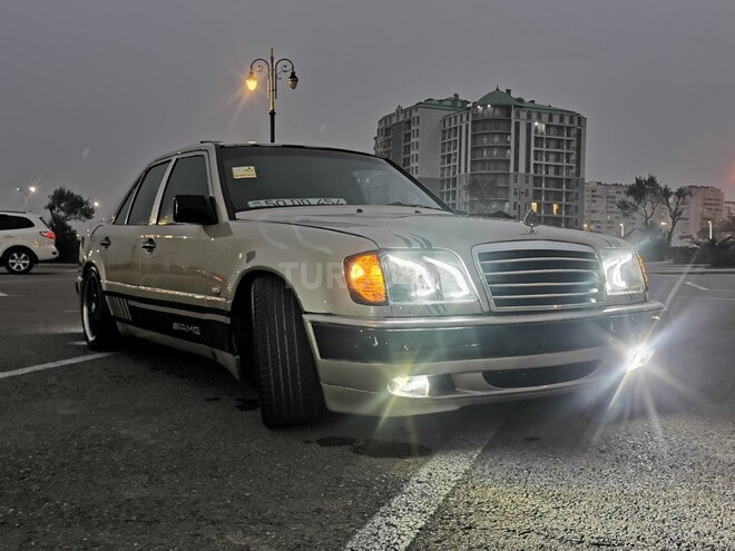 Mercedes E 200 1990, 445,100 km - 2.0 l - Sumqayıt