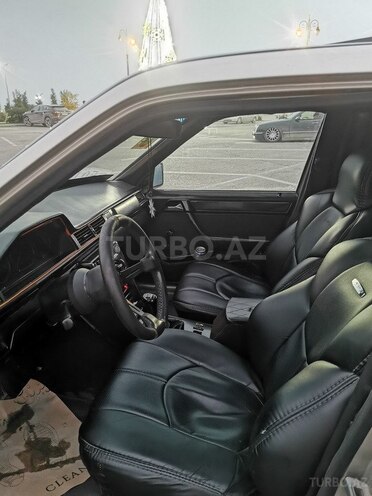 Mercedes E 200 1990, 445,100 km - 2.0 l - Sumqayıt