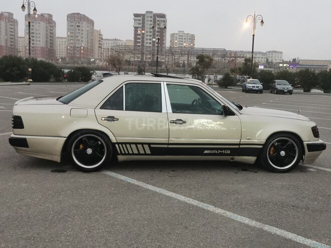 Mercedes E 200 1990, 445,100 km - 2.0 l - Sumqayıt