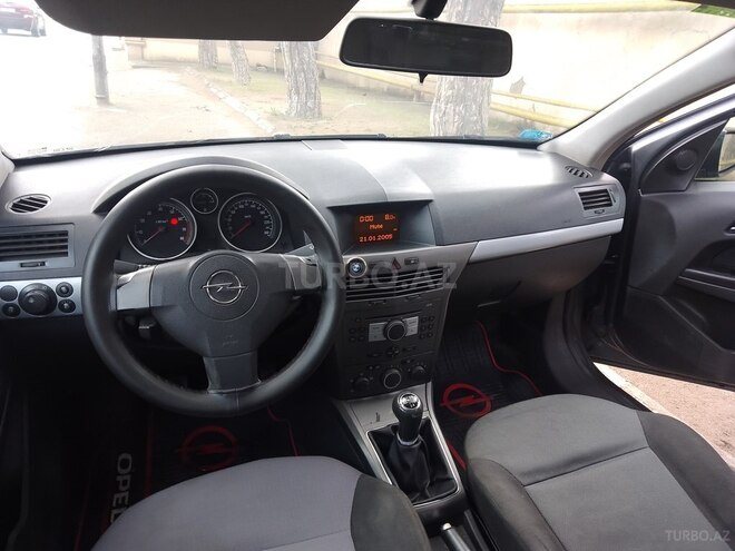 Opel Astra 2005, 233,000 km - 1.4 l - Bakı