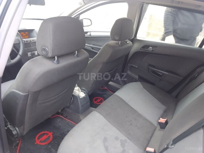 Opel Astra 2005, 233,000 km - 1.4 l - Bakı