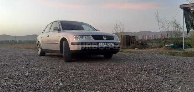 Volkswagen Passat 1999, 265,291 km - 1.8 l - Ağdaş