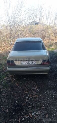 Mercedes E 200 1991, 460,000 km - 2.0 л - İmişli