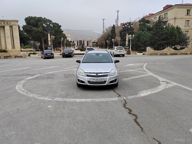 Opel Astra 2007, 240,000 km - 1.3 l - Bakı