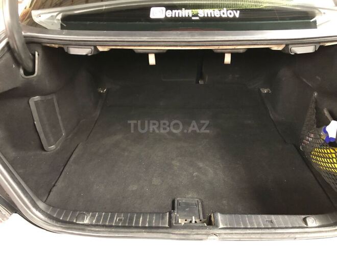 Mercedes E 220 2006, 463,500 km - 2.2 l - Bakı