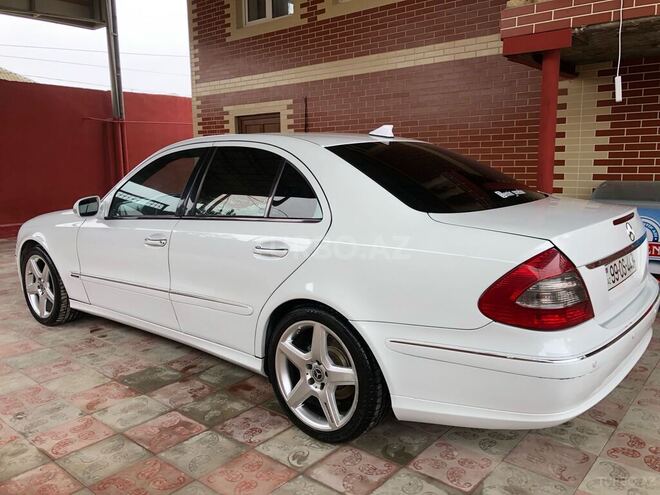 Mercedes E 220 2006, 463,500 km - 2.2 l - Bakı