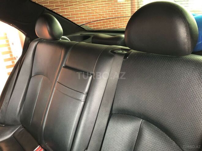 Mercedes E 220 2006, 463,500 km - 2.2 l - Bakı