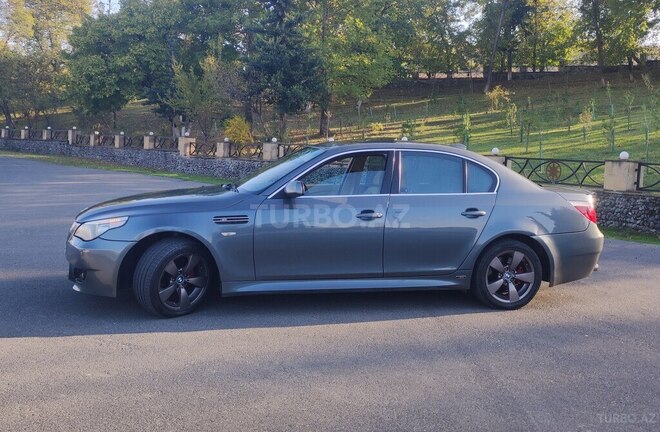 BMW 525 2005, 330,000 km - 2.5 l - Xırdalan