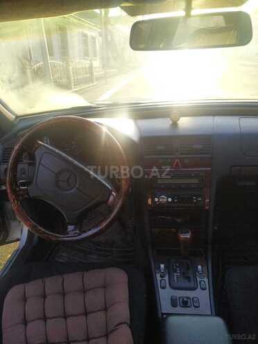 Mercedes C 240 1998, 390,000 km - 2.4 l - Göygöl