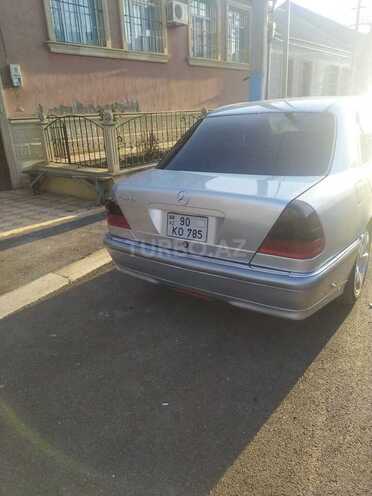 Mercedes C 240 1998, 390,000 km - 2.4 l - Göygöl