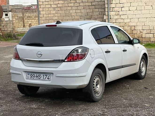 Opel Astra 2009, 265,000 km - 1.4 l - Bakı