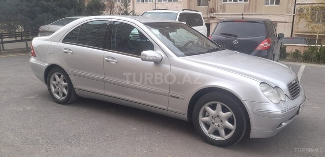 Mercedes C 240 2002, 254,000 km - 2.6 l - Şirvan