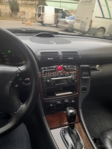 Mercedes C 240 2002, 254,000 km - 2.6 l - Şirvan