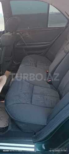 Mercedes E 240 1999, 170,000 km - 2.4 l - Ağdam