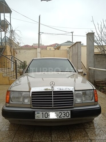 Mercedes E 230 1992, 501,000 km - 2.3 l - Bakı