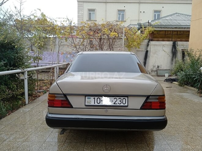 Mercedes E 230 1992, 501,000 km - 2.3 l - Bakı