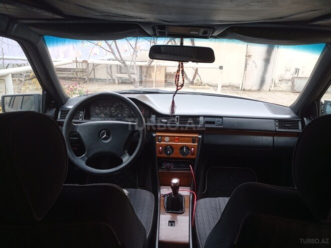 Mercedes E 230 1992, 501,000 km - 2.3 l - Bakı