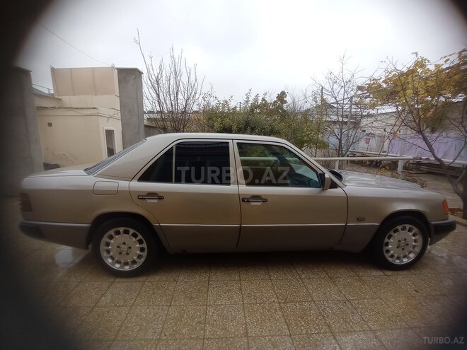 Mercedes E 230 1992, 501,000 km - 2.3 l - Bakı