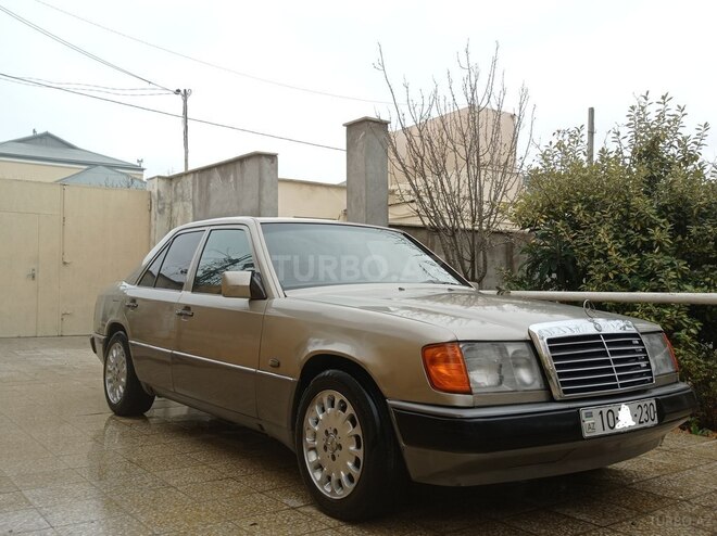 Mercedes E 230 1992, 501,000 km - 2.3 l - Bakı