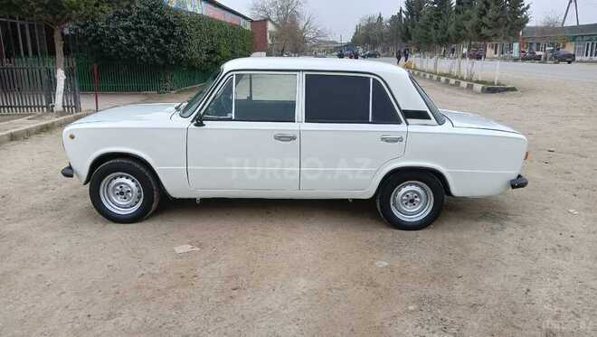 LADA (VAZ) 21011 1985, 193,999 km - 1.3 l - Salyan