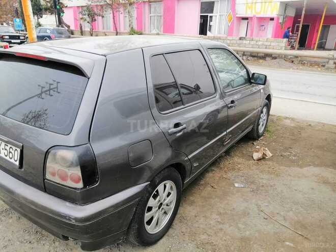 Volkswagen Golf 1995, 180,000 km - 1.8 л - Mingəçevir