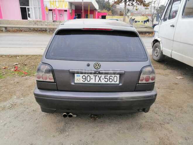 Volkswagen Golf 1995, 180,000 km - 1.8 л - Mingəçevir