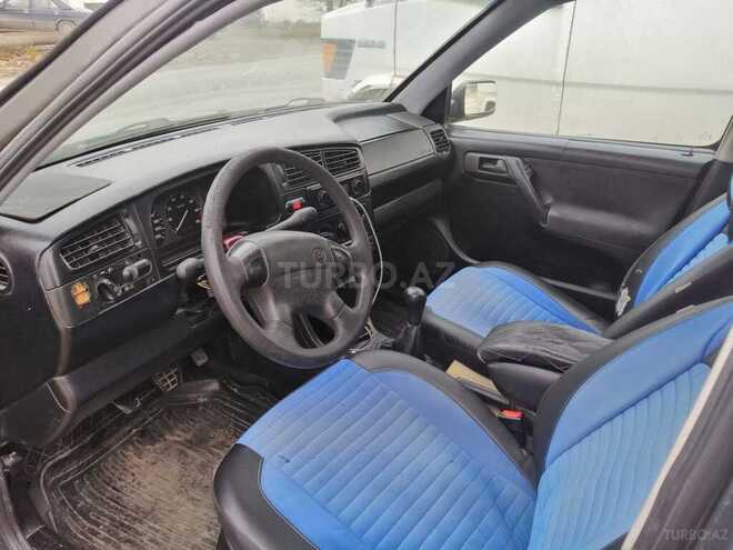 Volkswagen Golf 1995, 180,000 km - 1.8 л - Mingəçevir