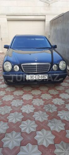 Mercedes E 280 2001, 325,000 km - 2.8 l - Bakı