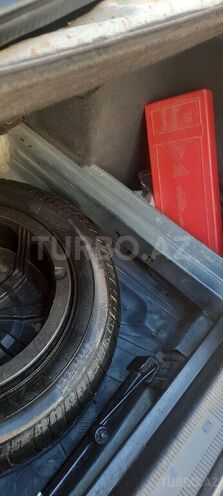 Mercedes E 280 2001, 325,000 km - 2.8 l - Bakı