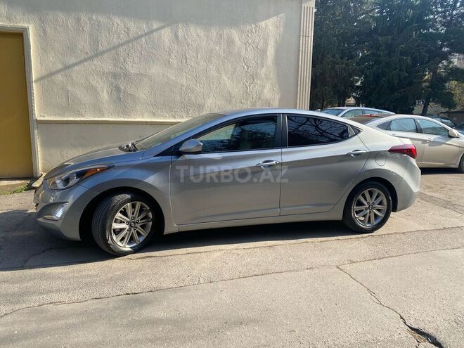 Hyundai Elantra 2015, 92,000 km - 1.8 l - Bakı