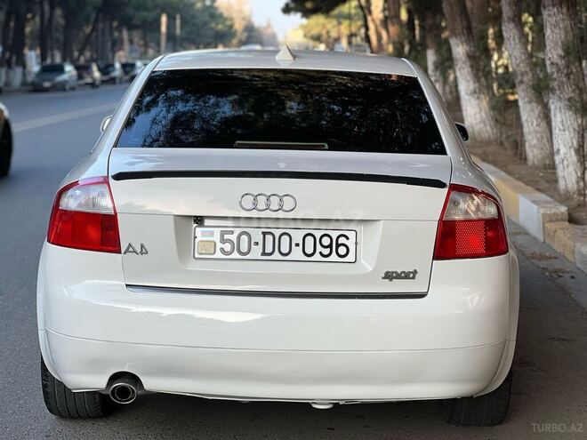 Audi A4 2002, 270,000 km - 2.0 l - Bakı