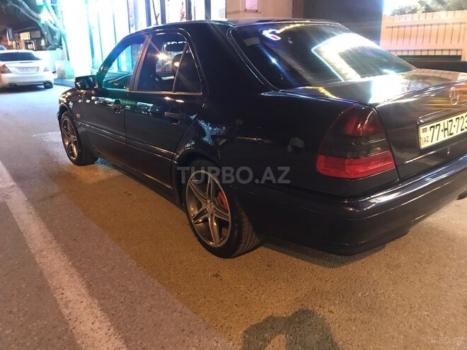 Mercedes C 180 1997, 326,000 km - 1.8 l - Bakı