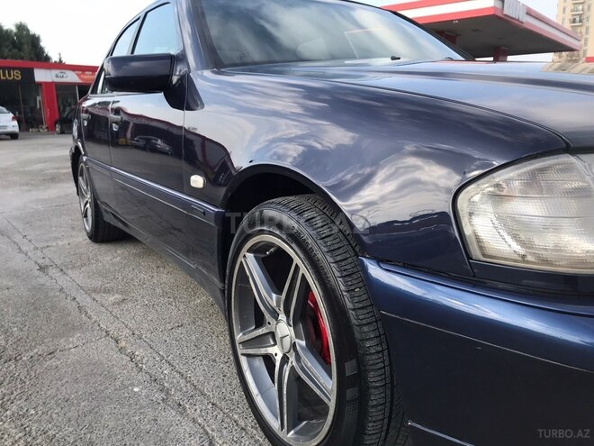 Mercedes C 180 1997, 326,000 km - 1.8 l - Bakı