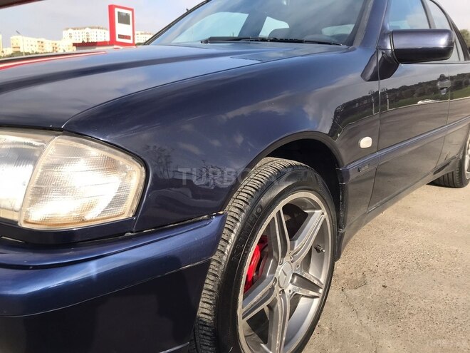 Mercedes C 180 1997, 326,000 km - 1.8 l - Bakı
