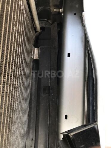 Mercedes E 220 2001, 270,000 km - 2.2 l - Bakı